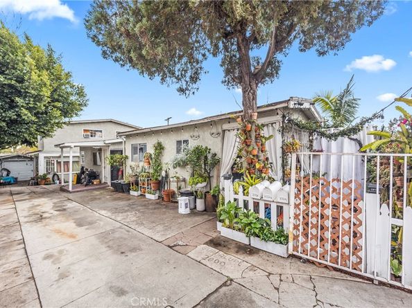 2424 West Boulevard, Los Angeles CA 90016