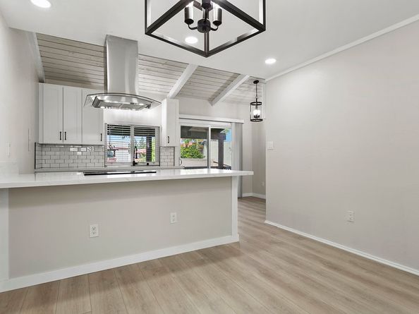 1030 W MacArthur Boulevard 132, Santa Ana CA 92707