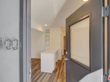 15328 S San Pedro Street