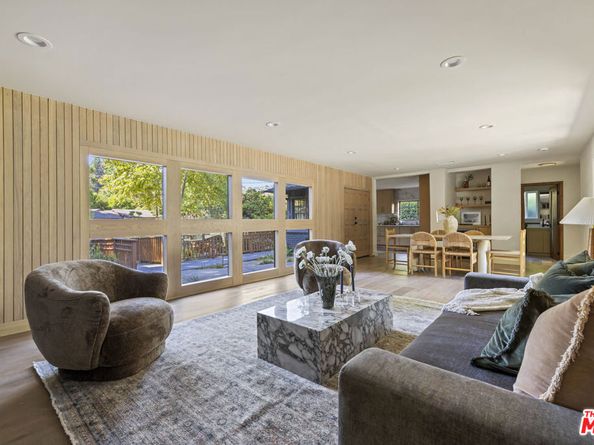 11747 Canton Place, Studio City CA 91604