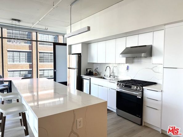 1100 S Hope Street 516, Los Angeles CA 90015