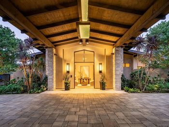 6005 La Jolla Scenic Dr S