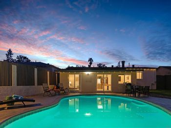 377 El Monte Rd