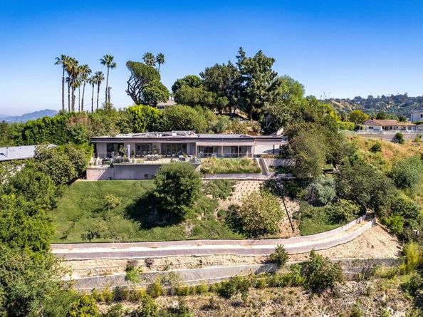 4039 Cody Road, Sherman Oaks CA 91403