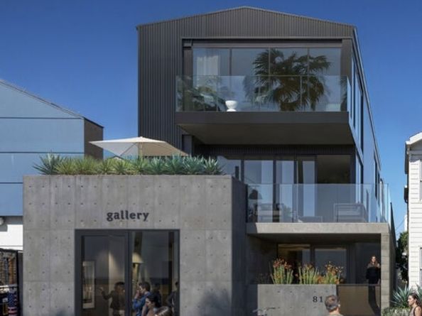 811 Ocean Front Walk, Venice CA 90291