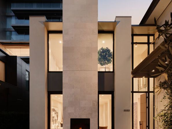 8880 Rosewood Avenue, West Hollywood CA 90048