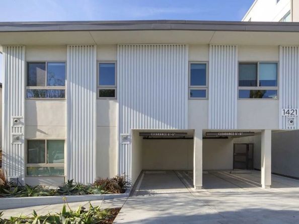 1421 Barry Avenue, Los Angeles CA 90025