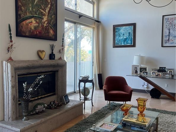 390 S Sepulveda Boulevard 208, Los Angeles CA 90049