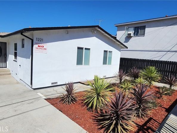 1221 N Ross, Santa Ana CA 92701