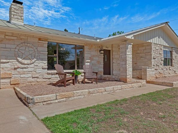 7902 Bar K Ranch RD, Lago Vista TX 78645