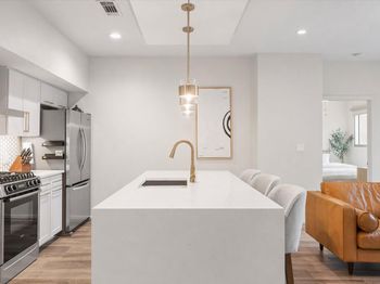 1600 Barton Springs RD