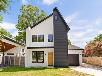 2717 Lyons RD