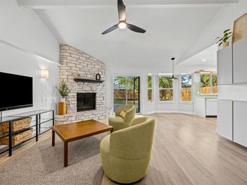 4703 Candletree LN