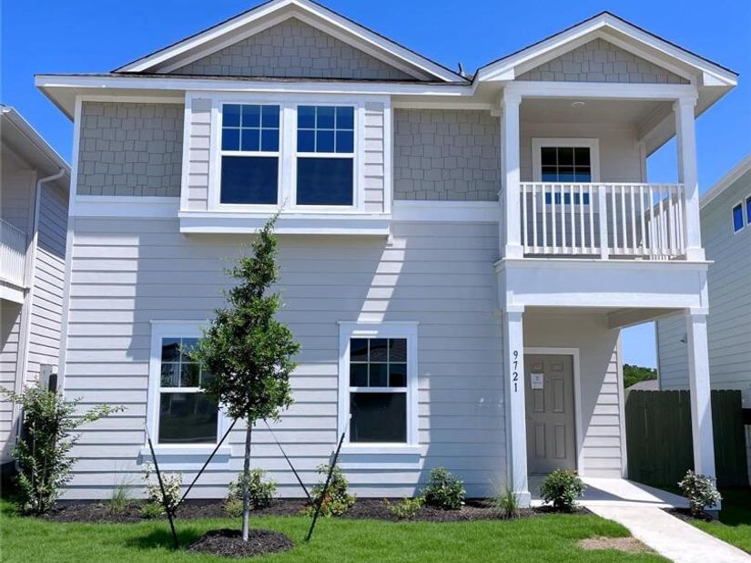 9721 Morning Iris DR, Manor TX 78653