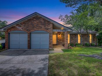 9913 Oak Hollow DR