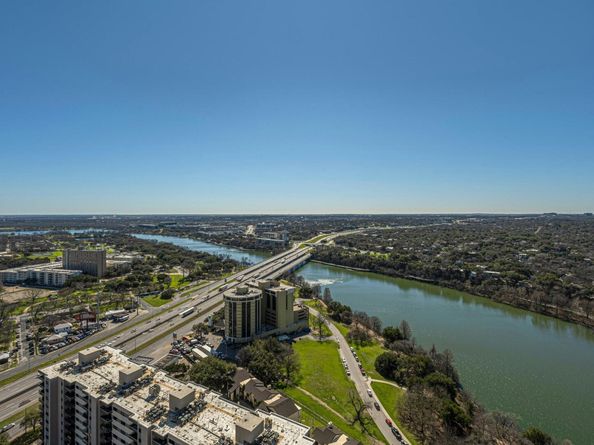 44 East Ave 3010, Austin TX 78701