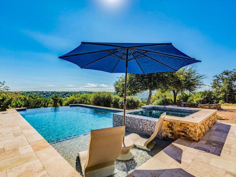 917 Dream Catcher DR, Leander TX 78641