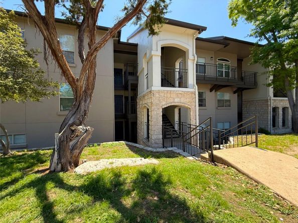 6000 Shepherd Mountain CV 302, Austin TX 78730