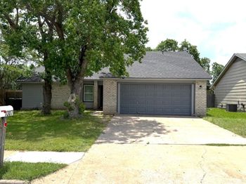 1307 Wroxton WAY