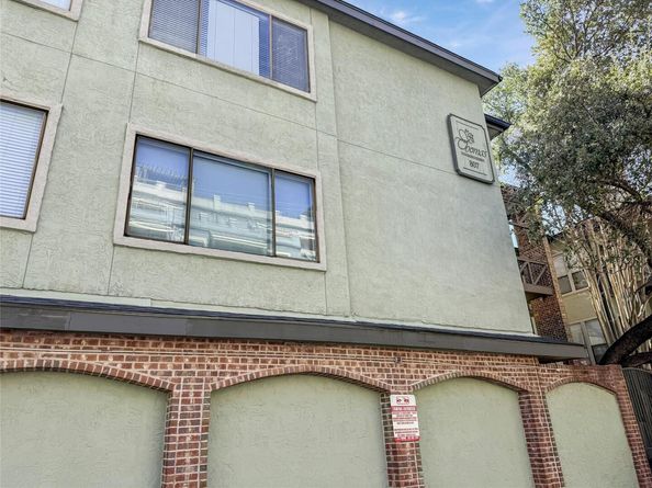 807 W 25th ST 312, Austin TX 78705