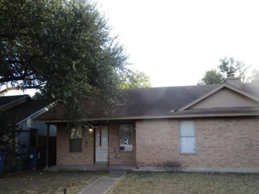 2001 E Stassney LN, Austin TX 78744