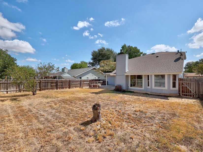 302 Splitrock ST, Round Rock TX 78681