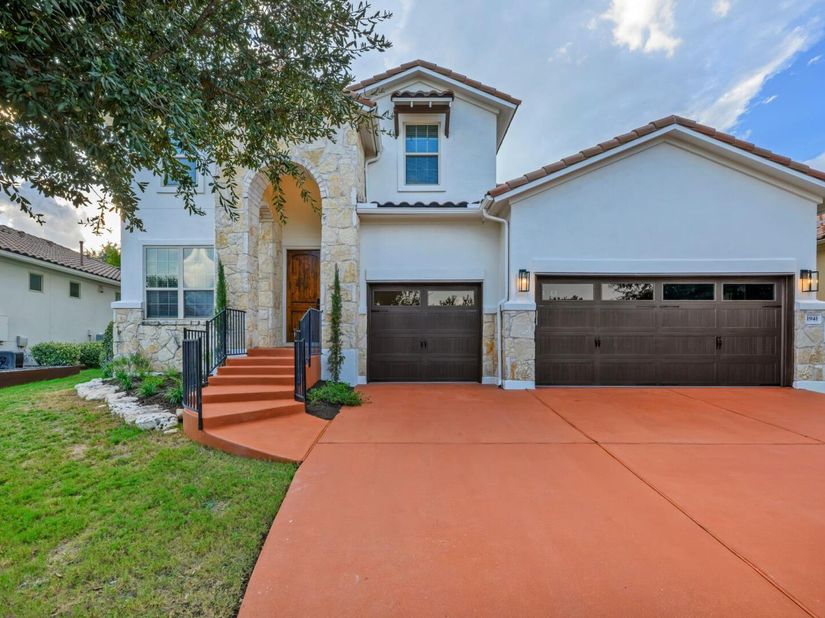 1941 Harvest Dance DR, Leander TX 78641