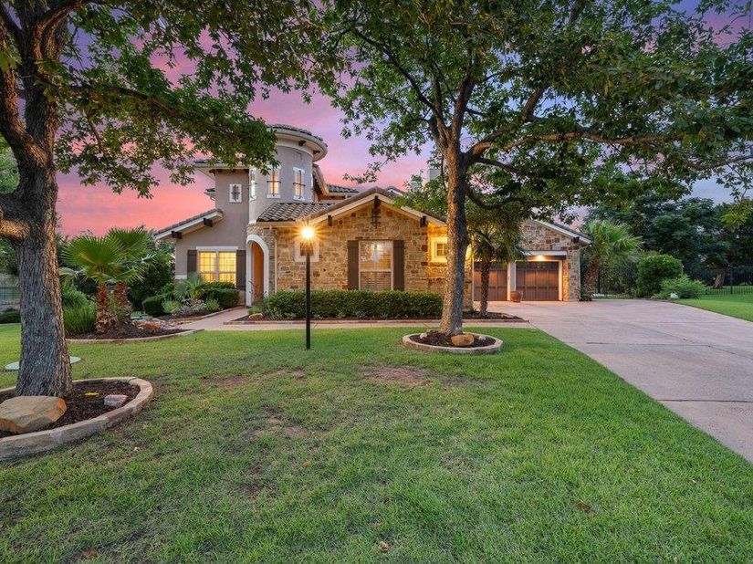 109 Largo CV, Austin TX 78734