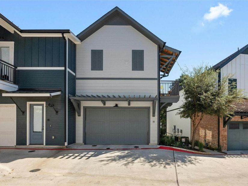 3809 Valley View RD 19, Austin TX 78704