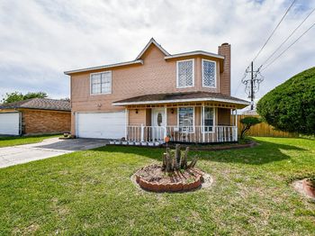 2923 W Greens Rd Road