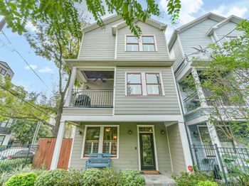 240 E Woodland Street