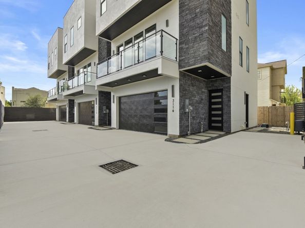 3118 Clay Street, Houston TX 77003