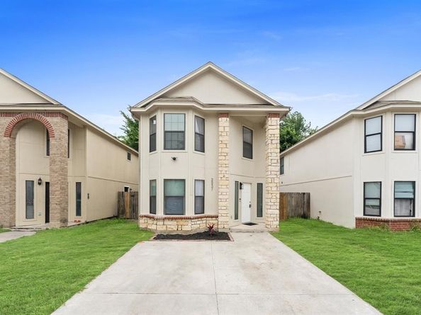 2937 La Estancia Lane, Houston TX 77093