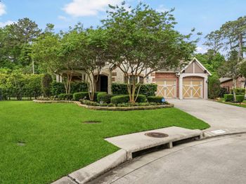 11 Golden Floral Court