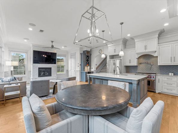 426 Marshall Street, Houston TX 77006