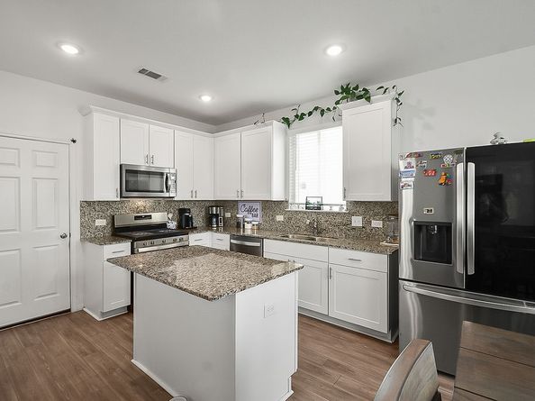 7327 Madison Commons Lane, Houston TX 77075