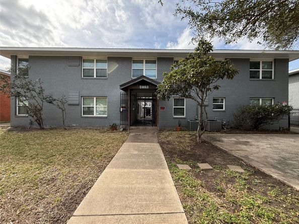 9002 Ilona Lane 8, Houston TX 77025