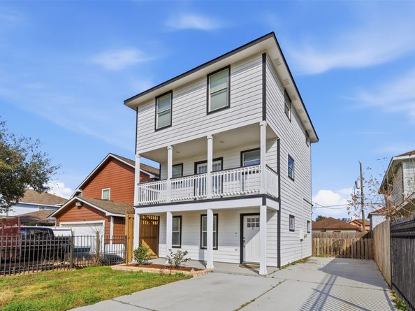 9026 Mcgallion Road, Houston TX 77022