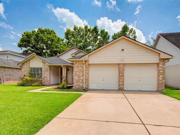 3806 Carya Circle, Sugar Land TX 77479