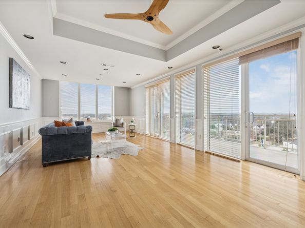 2520 Robinhood 801, Houston TX 77005