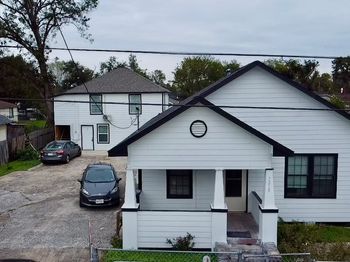 7209 Greenville Street