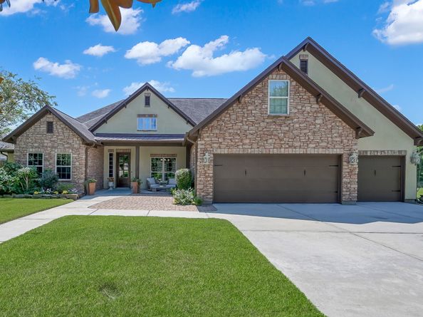 2404 Bramlet Drive, Conroe TX 77304