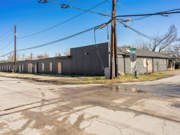 933 Harbor Street 12, Houston TX 77020