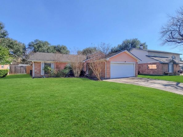 412 Land Grant Drive, Richmond TX 77406