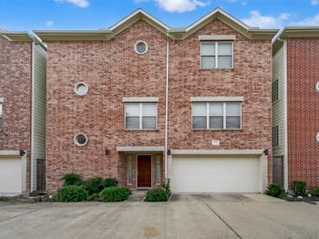 11504 Main Pine Drive