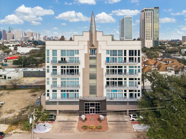 3311 Yupon Street 609, Houston TX 77006