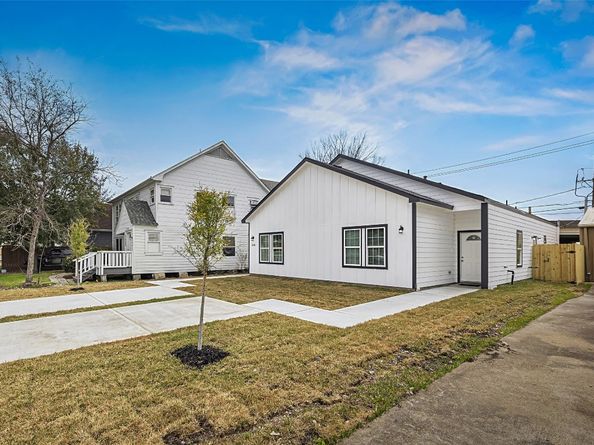 1546 A&B Lombardy Street, Houston TX 77023