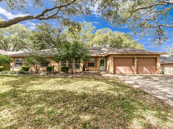 31307 Antonia Lane, Tomball TX 77375