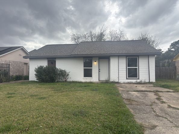 9843 Ribbonwood Street, Houston TX 77078