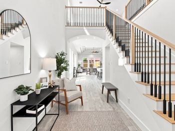 6613 Merry Lane
